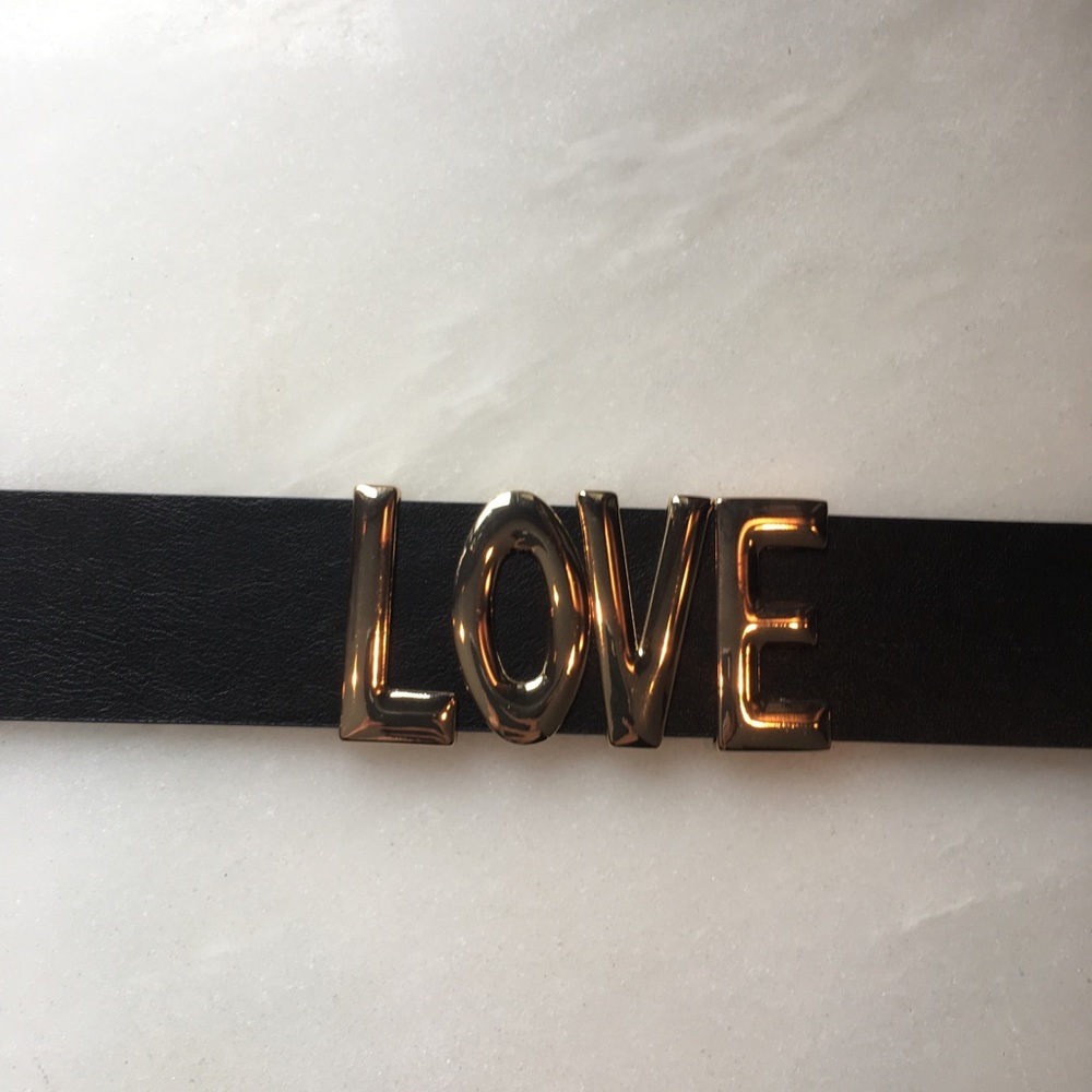 Steve Madden black and gold LOVE belt